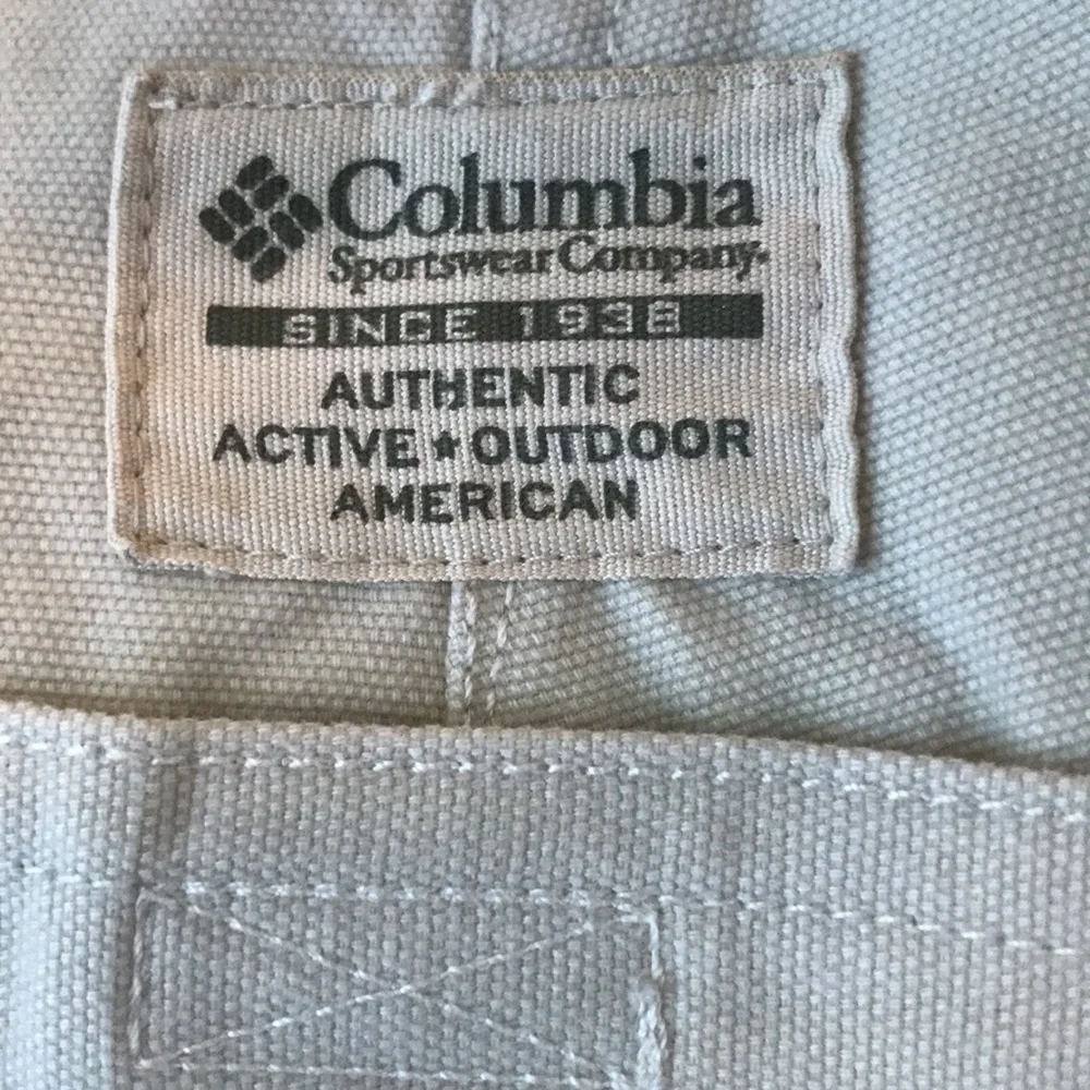 New Columbia 38 x 6” rip stop cotton canvas ROC shorts NWT stone camp fish hike